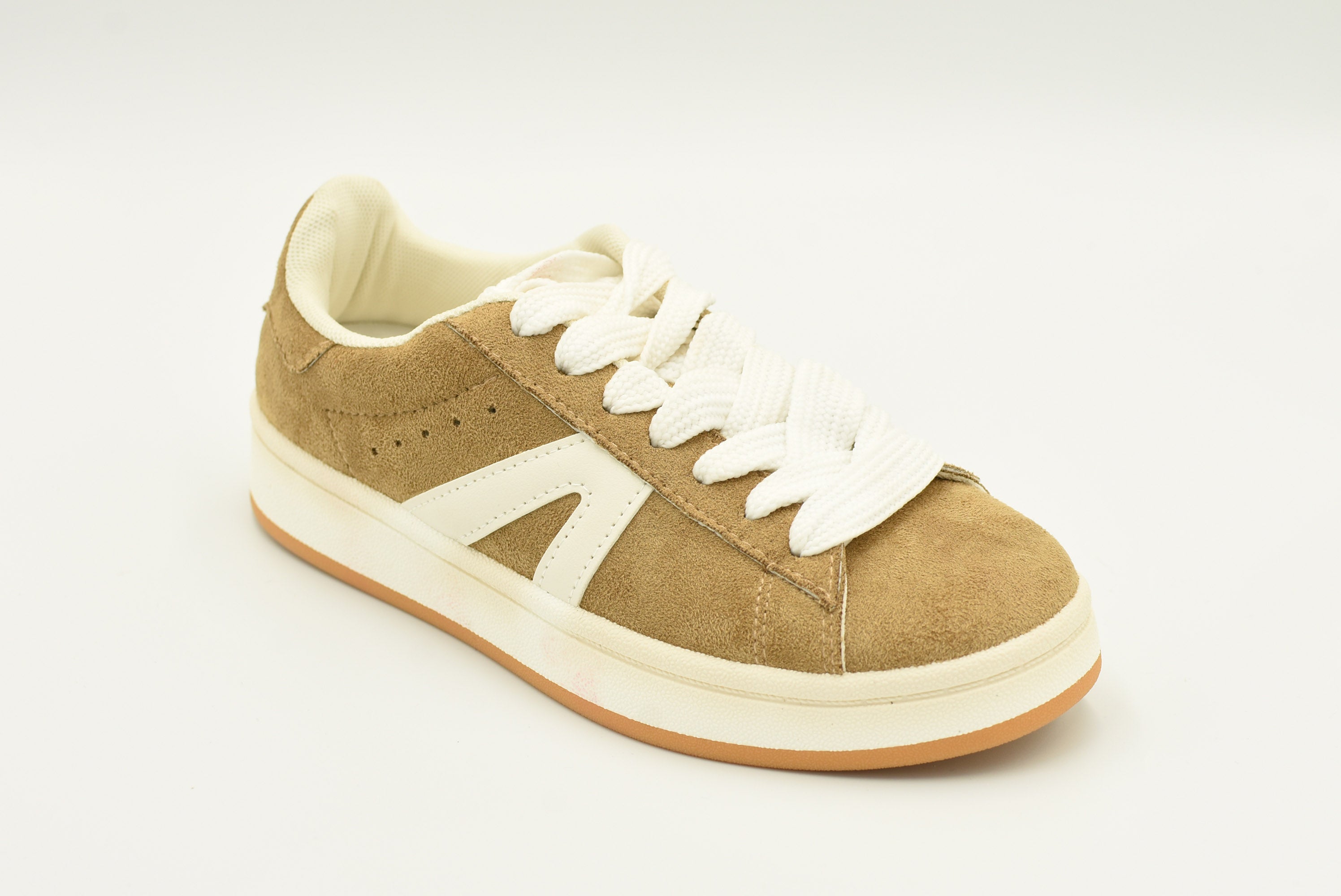Avellino Tenis Camel